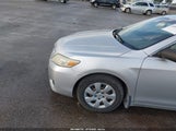 TOYOTA CAMRY LE 4T4BF3EK2AR063289 снимка