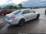 TOYOTA CAMRY LE 4T4BF3EK2AR063289 снимка