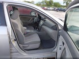 TOYOTA CAMRY LE 4T4BF3EK2AR063289 снимка