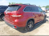 Toyota Highlander Se 5TDJZRFH8JS807621 снимка