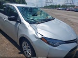 TOYOTA COROLLA LE 2T1BURHEXJC092484 снимка