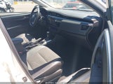 Toyota Corolla S 2T1BURHE9FC402115 fotografie