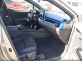 Toyota C-Hr Xle JTNKHMBX9L1093923 photo