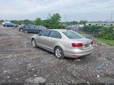 VOLKSWAGEN JETTA HYBRID SEL 3VW637AJ3DM309706 fotografie