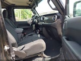Jeep Wrangler Unlimited Sahara 1C4HJXEG6JW309937 fotografie