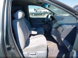 TOYOTA SIENNA LE 4T3ZF13C8XU109975 снимка