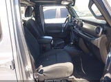 Jeep Wrangler Unlimited Willys 4X4 1C4HJXDG0MW697799 снимка