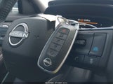 Nissan Rogue Platinum Fwd JN8BT3DC5SW102839 fotografie