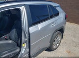 Toyota Rav4 Xle Premium JTMA1RFV0LD526490 photo