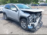 Toyota Rav4 Hybrid Xle JTMRWRFV6RD217040 fotografie