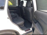 Mitsubishi Outlander Es 2.4 S-Awc/Le 2.4 S-Awc/Se 2.4 S-Awc/Sel 2.4 S-Awc/Sp 2.4 S-Awc JA4AZ3A35LZ045983 снимка