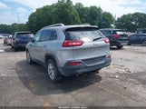 Jeep Cherokee Latitude 1C4PJLCB1GW158137 снимка