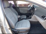 HYUNDAI ELANTRA SE KMHD74LF8HU088137 снимка