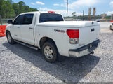 Toyota Tundra Limited 5.7L V8 5TFDW58139X092543 fotografie