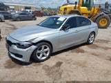 BMW 328I WBA3C1C54CF431649 fotografie