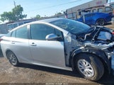Toyota Prius Le JTDKAMFU0N3179265 photo