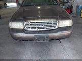 Ford Crown Victoria Police/Police Interceptor 2FABP7BV2AX100647 снимка