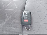 Toyota Rav4 Hybrid Xle 2T3RWRFV1LW060592 photo