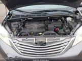 Toyota Sienna Le V6 5TDKK3DC2BS050049 снимка