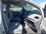 Toyota Sienna Le V6 8 Passenger 5TDKK3DC8DS370219 снимка