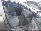 TOYOTA COROLLA LE 1NXBU40EX9Z062099 снимка