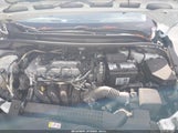 Toyota Corolla Le JTDEPMAE5NJ204247 снимка