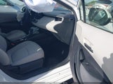 Toyota Corolla Le JTDEPMAE5NJ204247 снимка