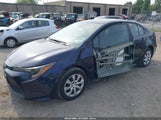 TOYOTA COROLLA LE 5YFEPMAEXNP349067 снимка