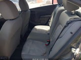 Chevrolet Sonic Ls Auto 1G1JB5SH1J4133402 снимка