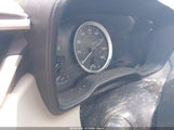 Toyota Corolla Le JTDEPMAE1MJ135135 снимка