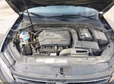 Volkswagen Passat 1.8T R-Line 1VWDT7A3XHC045240 снимка