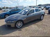 Jaguar Xe 25T Premium SAJAD4BG3HA947342 снимка