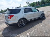Ford Explorer Platinum 1FM5K8HT5GGD24586 fotografie