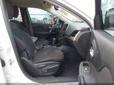 Jeep Cherokee Latitude 1C4PJLCB3GW377181 снимка
