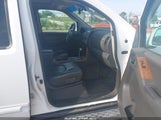 NISSAN PATHFINDER LE 5N1AR18W05C762321 снимка