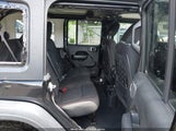 Jeep Wrangler Unlimited Rubicon 4X4 1C4HJXFG6JW169869 fotografie