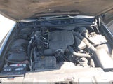 Ford Crown Victoria Lx 2FABP7EV2BX146556 снимка