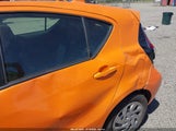 Toyota Prius C Two JTDKDTB39F1098714 снимка