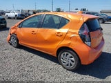 Toyota Prius C Two JTDKDTB39F1098714 снимка