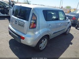 KIA SOUL + KNDJT2A2XB7720617 снимка