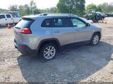 Jeep Cherokee Latitude 1C4PJLCB5FW602800 снимка