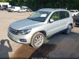 VOLKSWAGEN TIGUAN SE WVGBV7AX7CW580259 fotografie