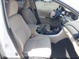 HONDA ACCORD LX 1HGCR2F38DA098180 снимка