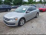 VOLKSWAGEN PASSAT 2.5L SE 1VWBP7A30DC098440 снимка