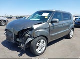 Kia Soul + KNDJT2A2XB7307080 снимка