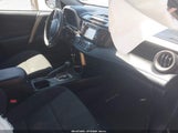 Toyota Rav4 Xle 2T3RFREV7JW701064 снимка