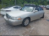 Lincoln Town Car Signature 1LNHM81VX7Y601021 fotografie