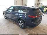 TOYOTA HIGHLANDER HYBRID XLE 5TDGBRCH4NS560901 photo