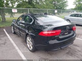 Jaguar Xe 25T Premium SAJAD4BG0HA972053 снимка