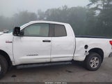Toyota Tundra Base 5.7L V8 5TBBV54118S500714 photo